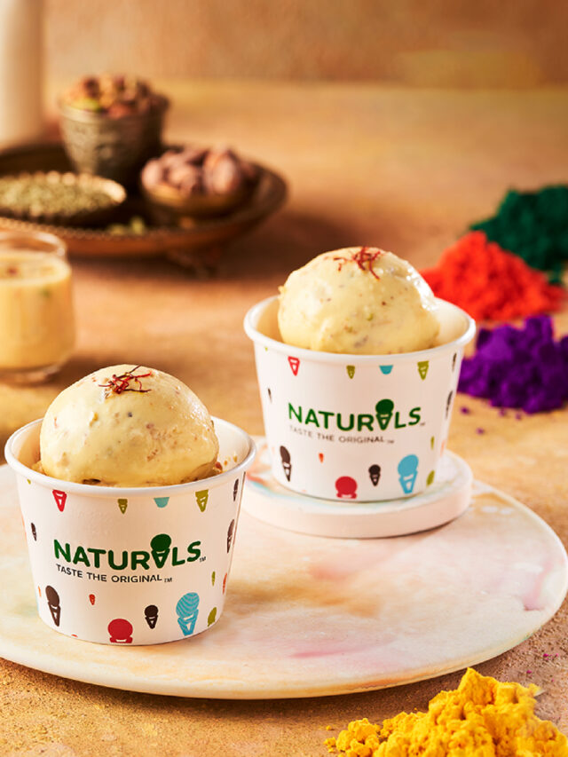 Dive into the coolness of Naturals’ Thandai Flavoured Ice Cream Delight!